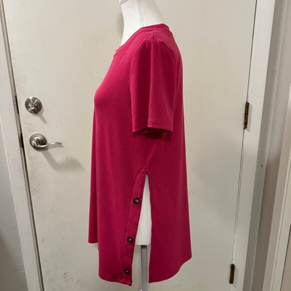 Shein Pink Crew Neck Short Sleeve Tunic Top Button Accent Side Slit Top Sz Large - Picture 5 of 12